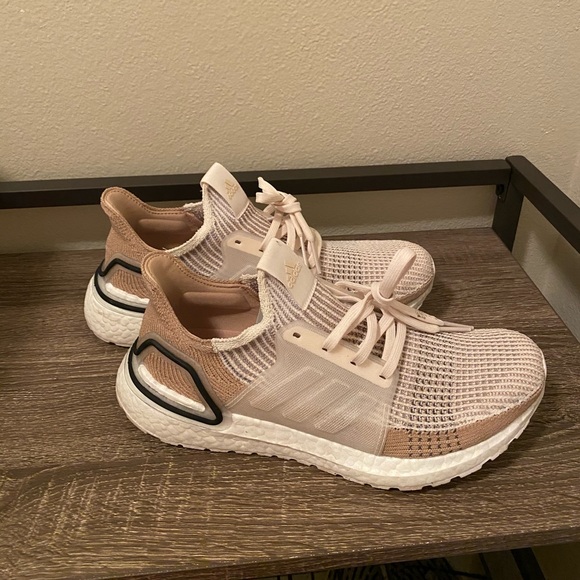 adidas Shoes - Never worn Adidas ULTRABOOST size 9 WHITE/NUDE